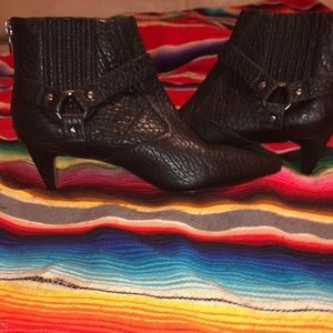 Chic black leather kitten heeled ankle boots